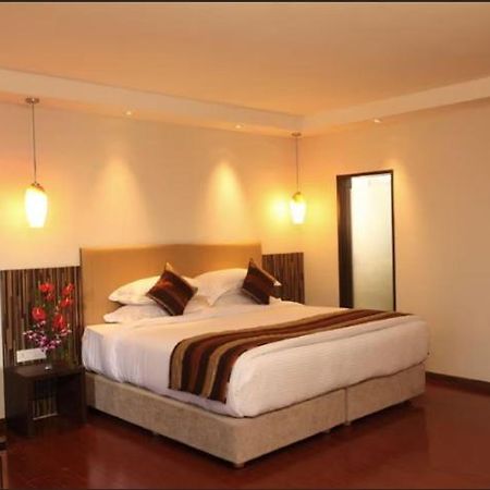 The Altruist Business Hotel Kharadi Pune Esterno foto