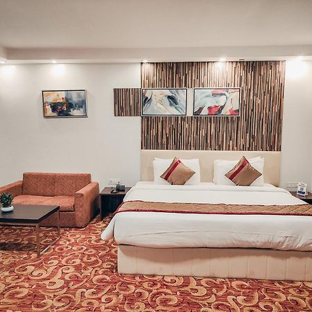 The Altruist Business Hotel Kharadi Pune Esterno foto