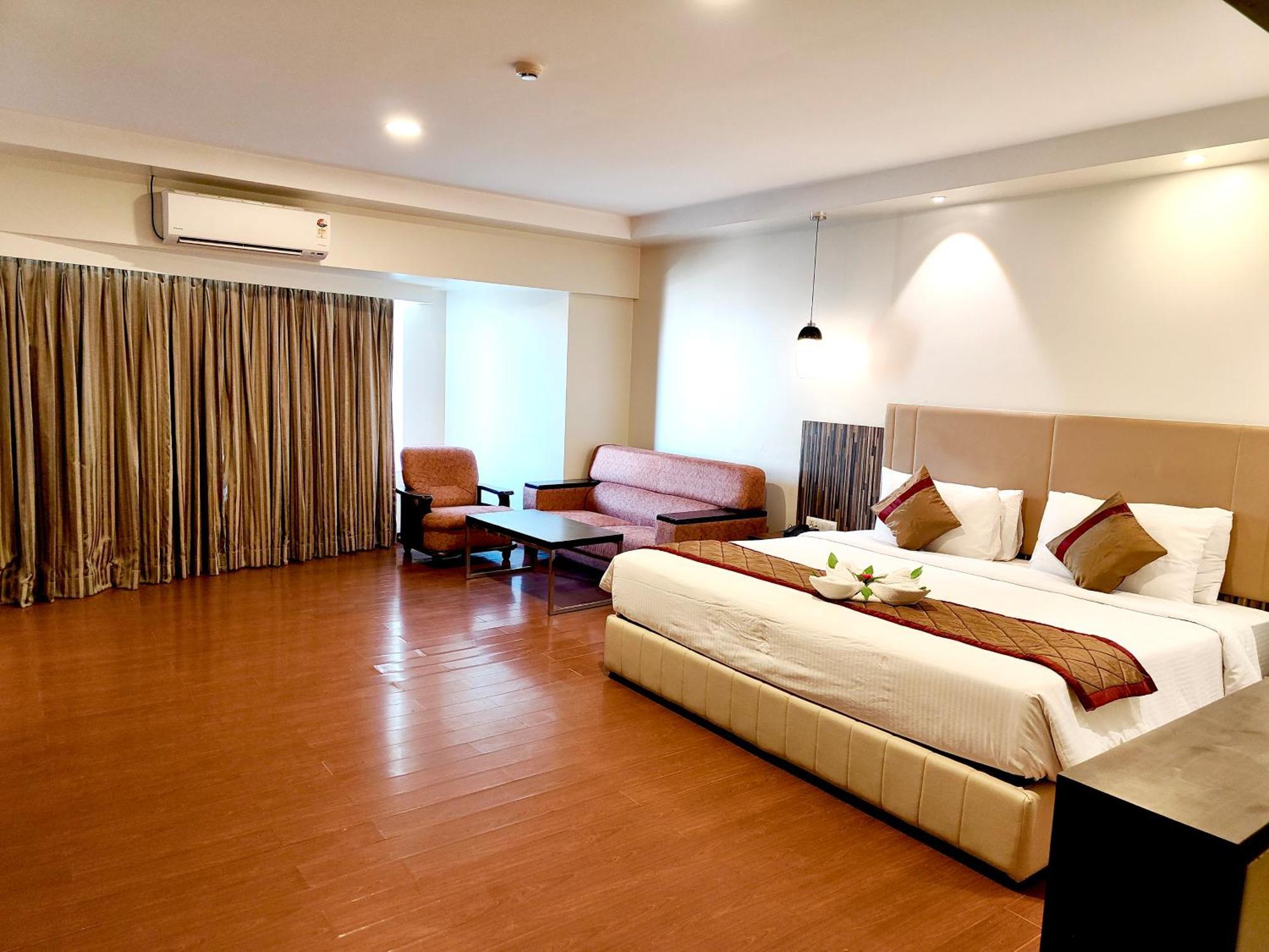 The Altruist Business Hotel Kharadi Pune Esterno foto