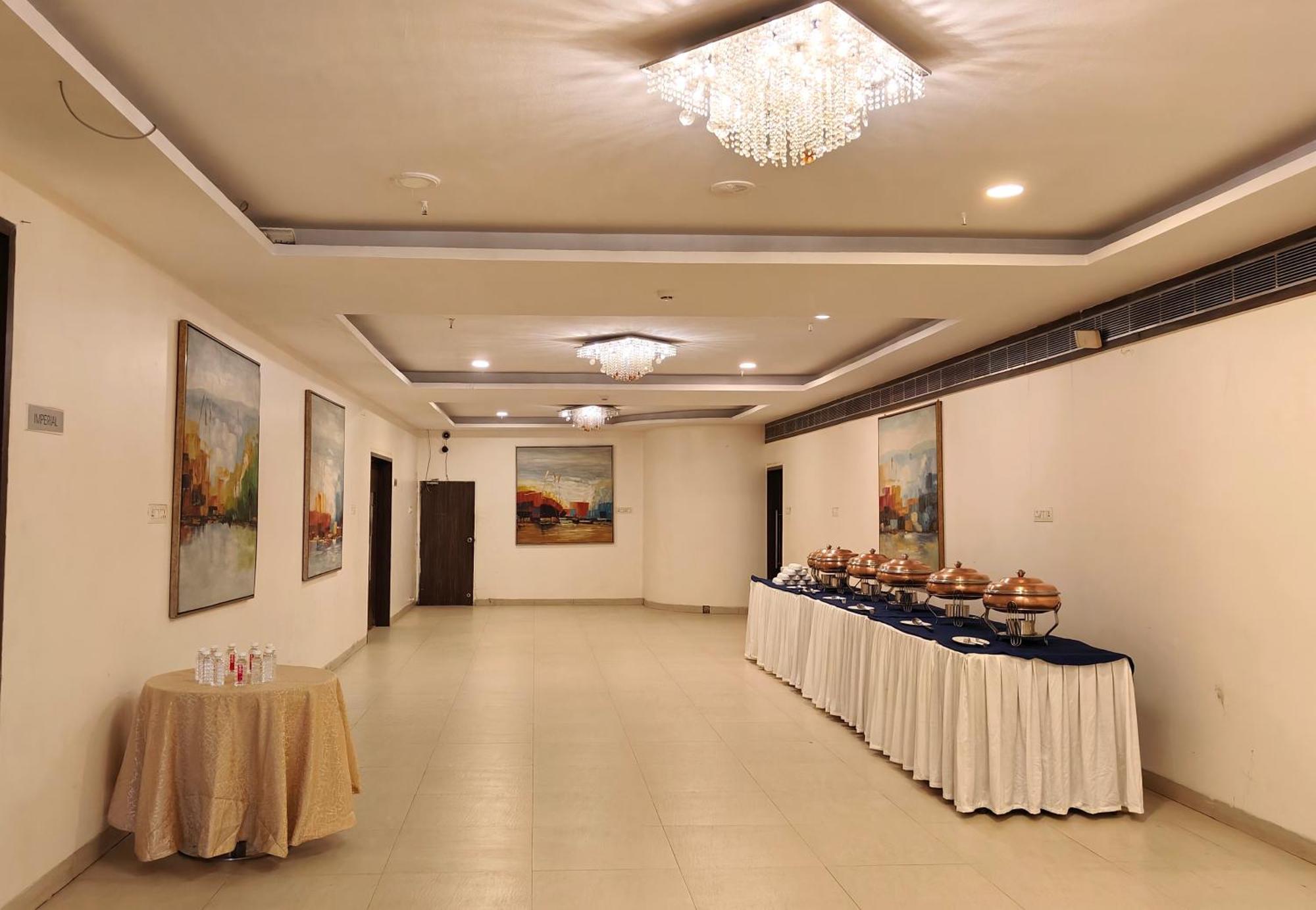 The Altruist Business Hotel Kharadi Pune Esterno foto