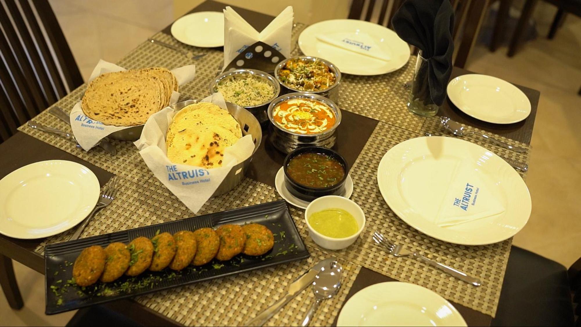 The Altruist Business Hotel Kharadi Pune Esterno foto