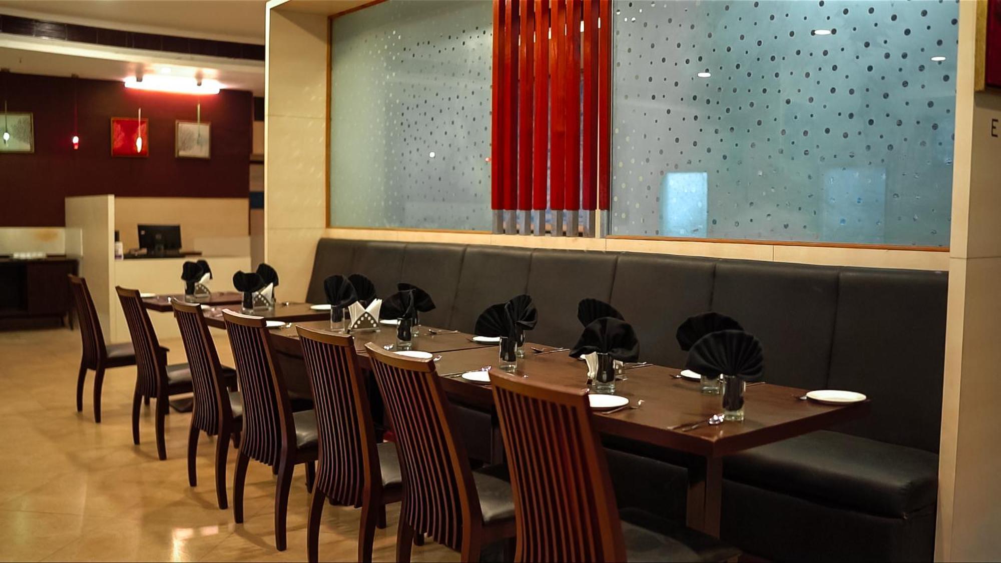 The Altruist Business Hotel Kharadi Pune Esterno foto